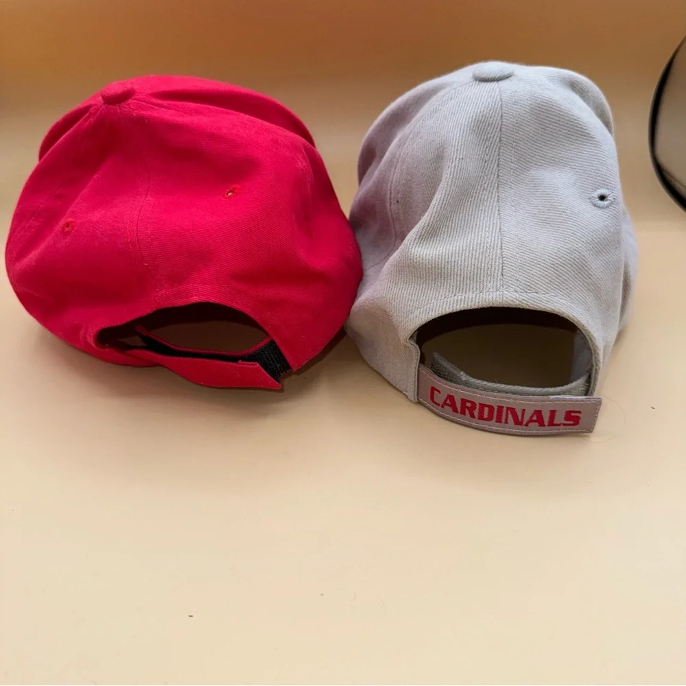 Two St. Louis Cardinals Red/White, Taupe/Red Baseball Caps, MLB,‎ EUC